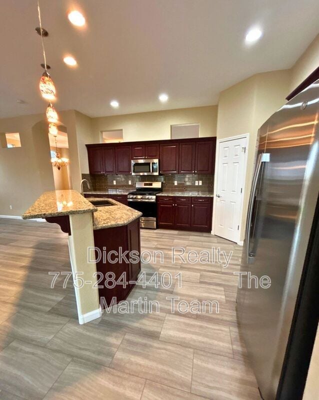 Building Photo - 7518 Ulysses Dr