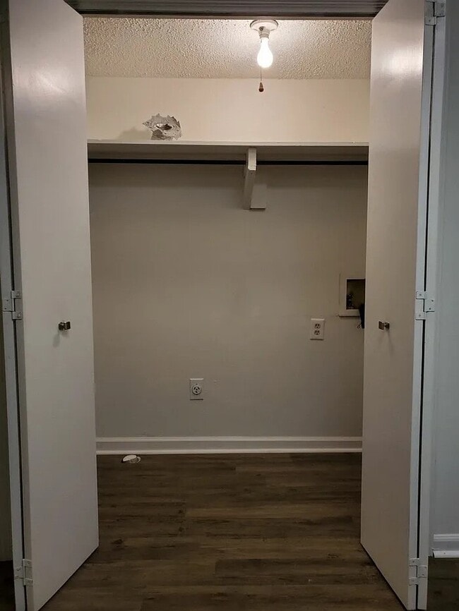 Building Photo - 217 Wynn Way