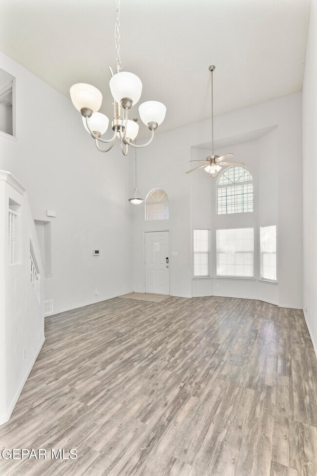 Building Photo - 10799 Walden Pond St