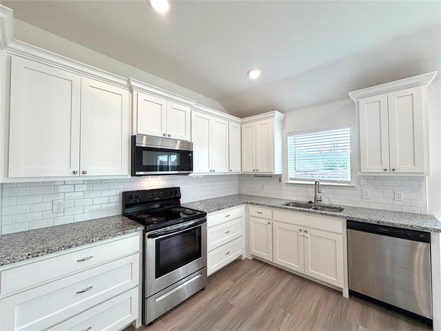 Building Photo - 4910 Dry Creek Rd