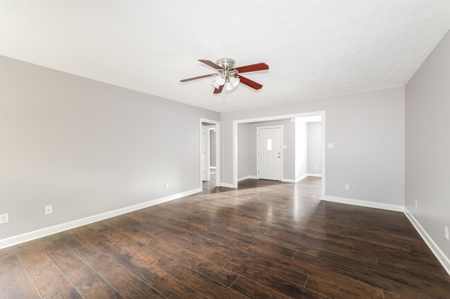 Building Photo - 97 Jadewood Dr