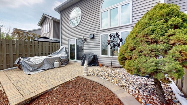 Building Photo - 8305 High Point Cir