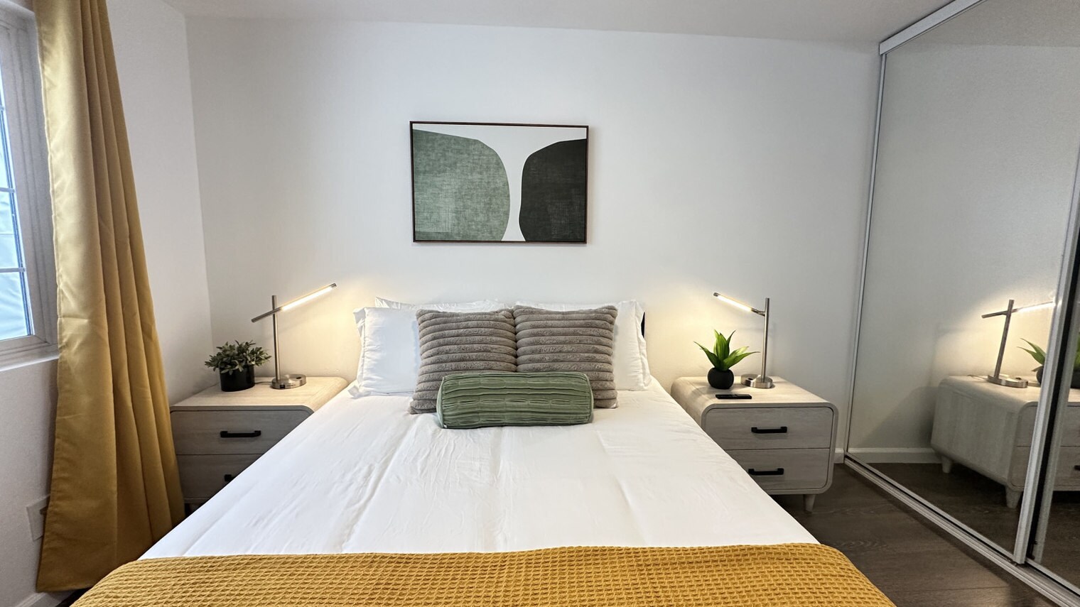 Building Photo - 4205 Ohio St