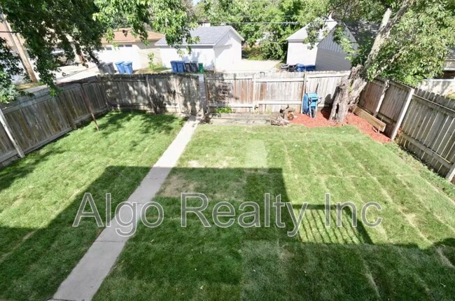Building Photo - 4239 Minnehaha Ave