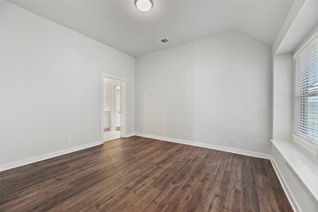 Building Photo - 16647 Bristol Steel Ln