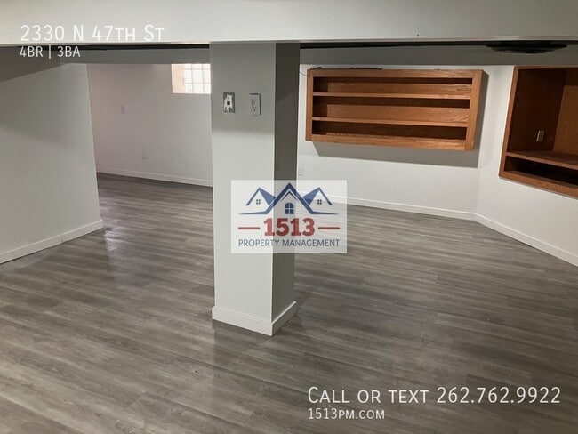 Building Photo - 2330 N 47th St