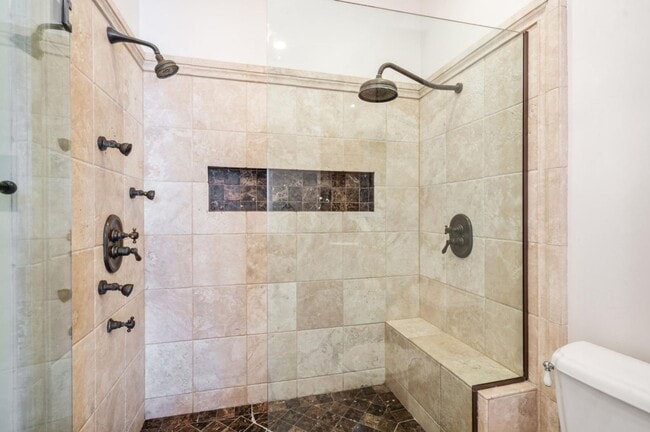 Building Photo - 1127 Filbert St