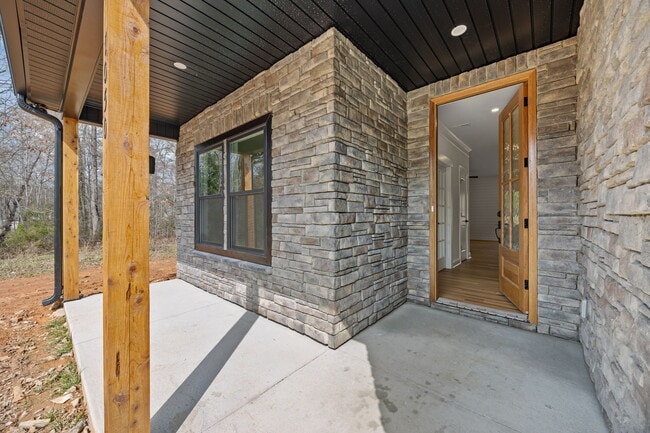 Building Photo - 1050 Gibson Rd