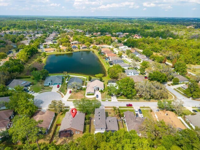 Building Photo - 5477 Glen Oak Pl