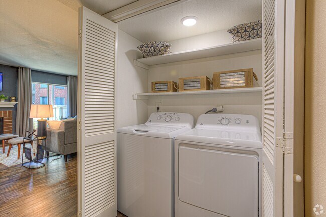 Building Photo - Comfort Meets Style | Ask About Move-In Sp...