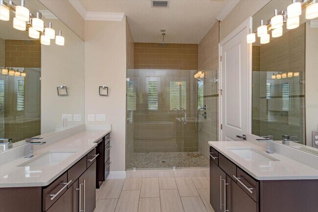 Building Photo - Modern Style Winter Park Home