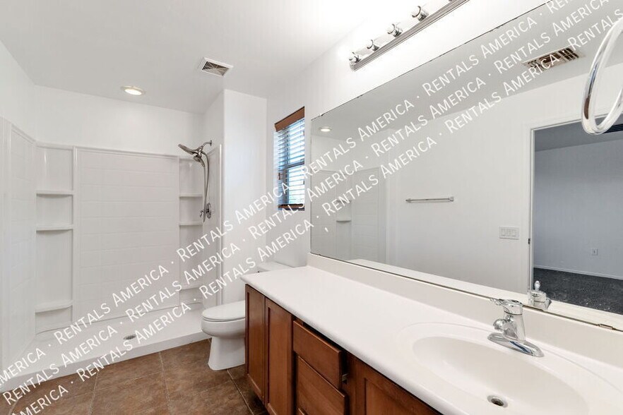 Building Photo - 14374 S Camino El Galan