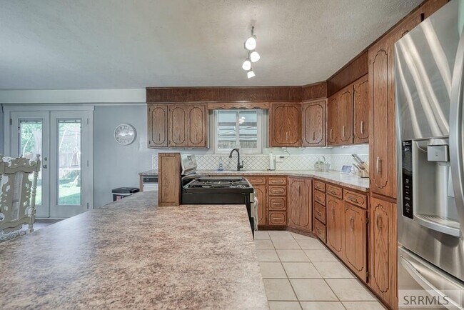 Building Photo - 947 Cassia Ave