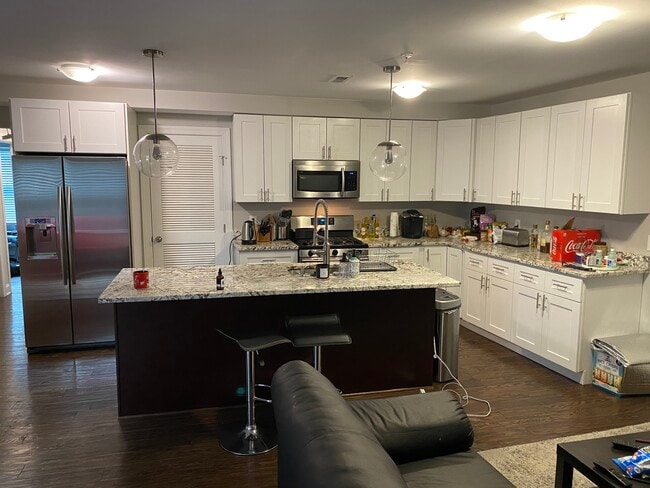 Building Photo - 1258 Holbrook Terrace NE