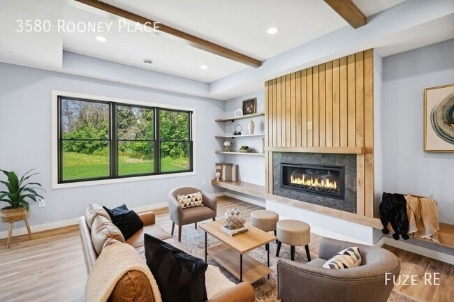 Building Photo - 3580 Rooney Pl