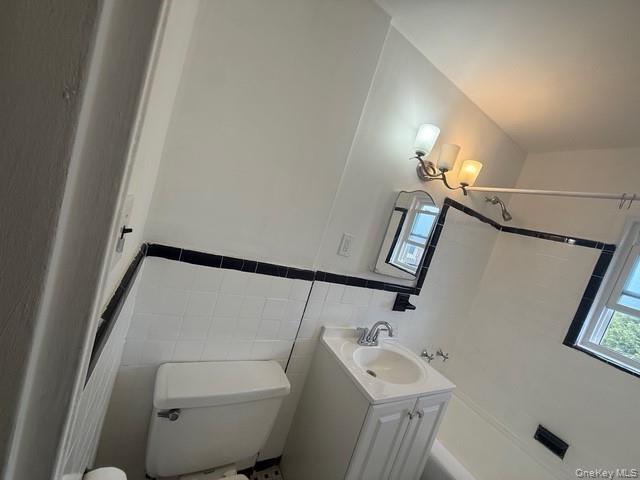 Building Photo - 1833 Palmer Ave