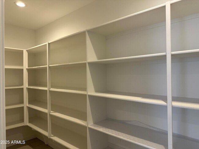 Building Photo - 40562 W Michaels Dr