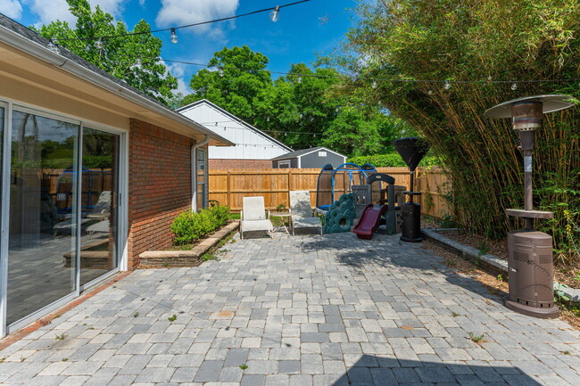 Building Photo - 4522 Parkwood Ln