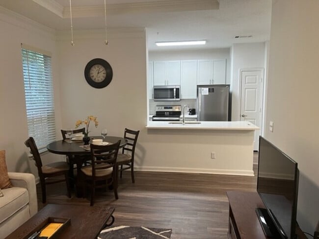 Building Photo - 32000 Gardner Dr