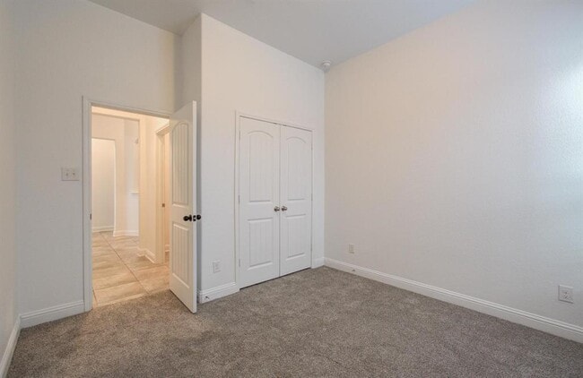 Building Photo - 1618 Dominion Heights Ln
