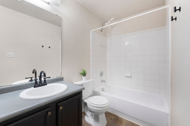 Building Photo - 10034 Southern Sun