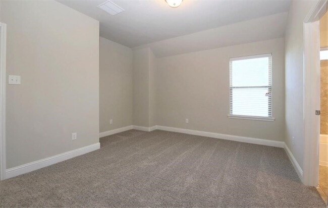 Building Photo - 8202 Aleppo Pine Ln