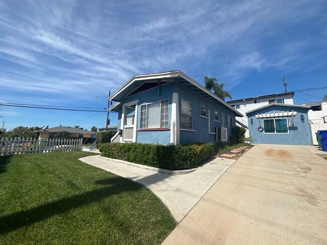 Building Photo - 4006-4008 DELTA STREET