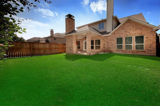 Building Photo - 8858 Van Allen Dr