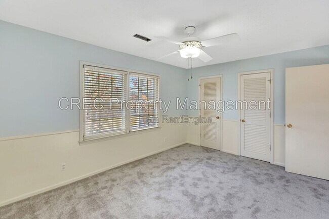 Building Photo - 321 Shaftesbury Ln