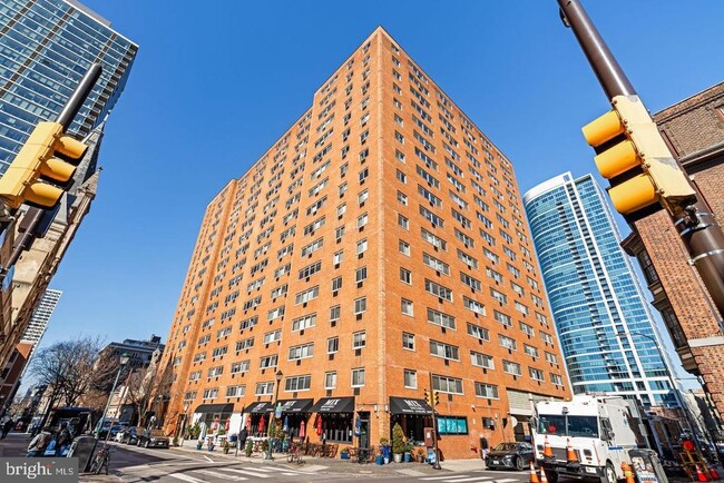 Building Photo - 2101 Chestnut St