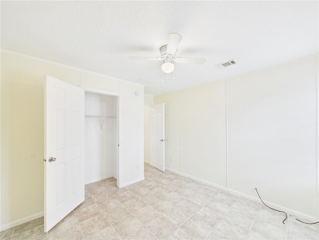 Building Photo - 310 Pineapple St