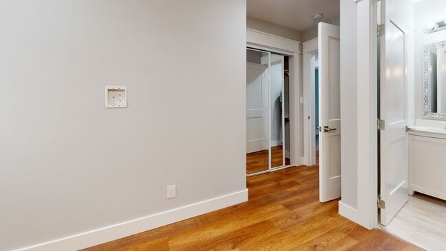 Building Photo - 1401 Forest Ave