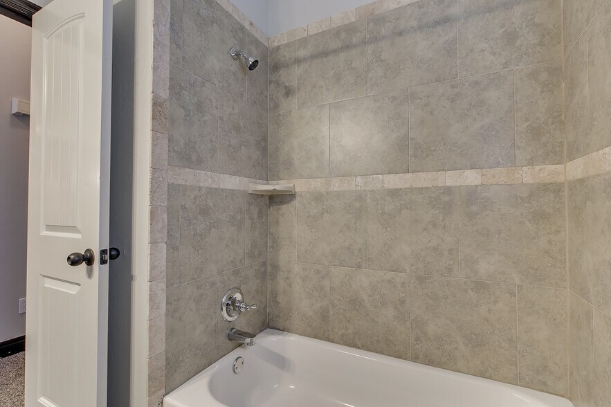 Guest Bathroom - 19120 Summer Grove Ave