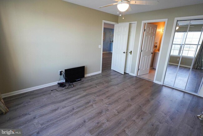 Building Photo - 37182 Harbor Dr