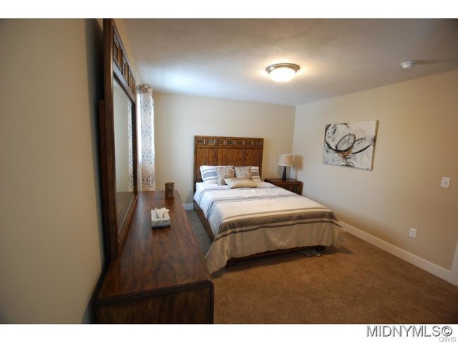 Building Photo - 130 Pheasants Run