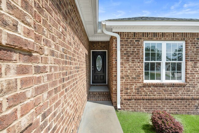 Building Photo - 108 Ledbury Cove