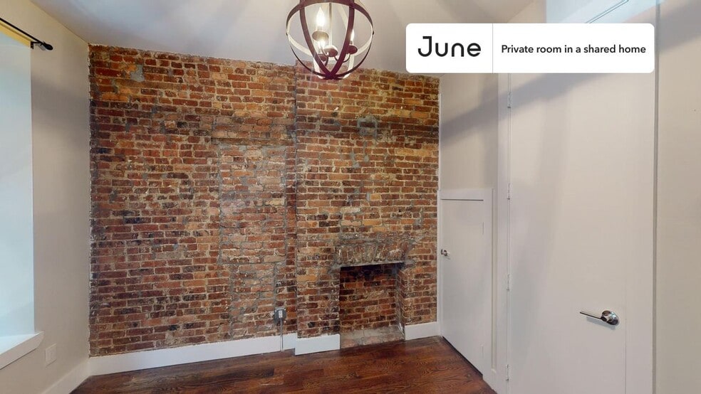 Building Photo - Room in Shared 4 bed/2 bath home