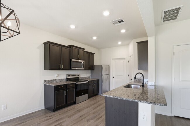 Building Photo - 2044 Mule Ridge Dr