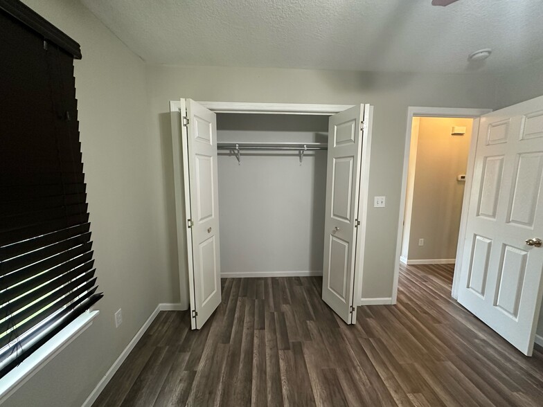 Bedroom 2 Closet - 210 N Saint Clair Ct