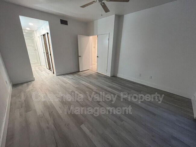 Building Photo - 41682 Aventine Ct
