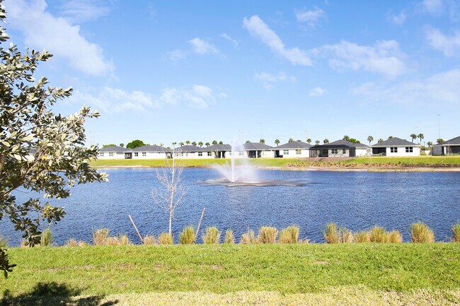 Building Photo - 8990 Dahlia Cir