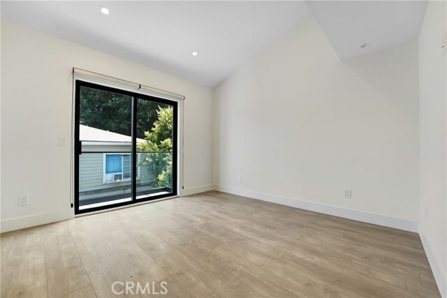 Building Photo - 4036 Rosemont Ave