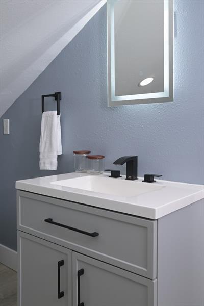 Building Photo - 1504 Hardin Ave