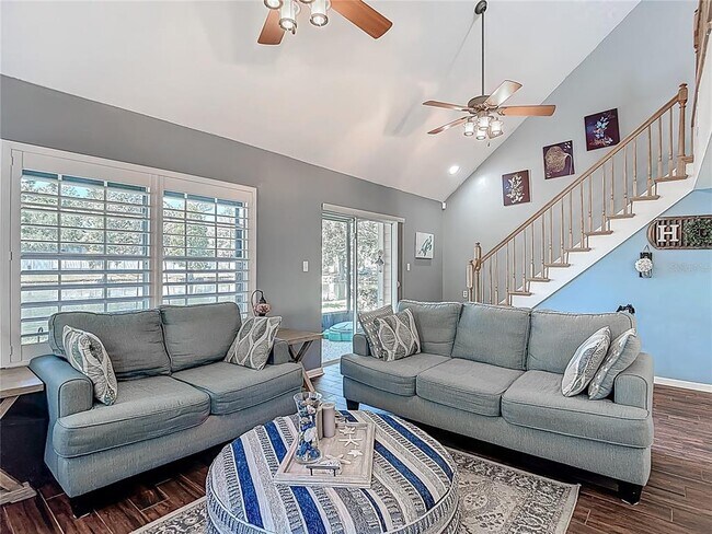 Building Photo - 3611 Pine Knot Dr