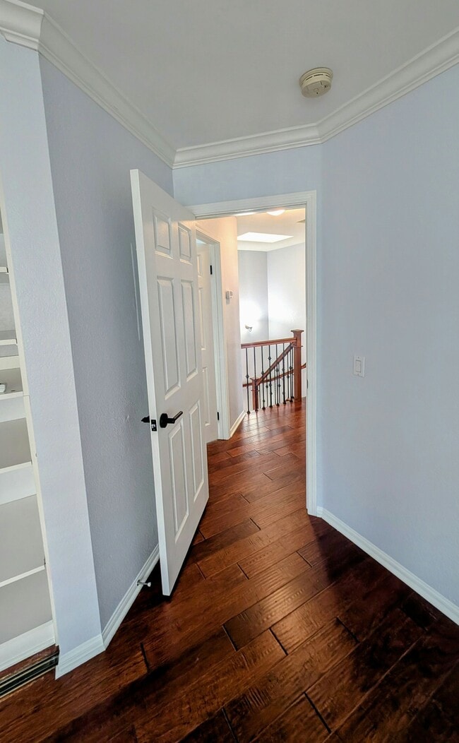 Building Photo - 10140 Palm Glen Dr