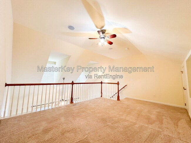 Building Photo - 205 Old Grove Ln