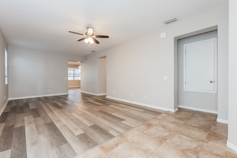 Building Photo - 11171 Golden Silence Dr