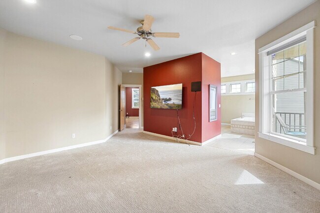 Building Photo - Beautiful, Spacious, Damascus Home with Incredible Views