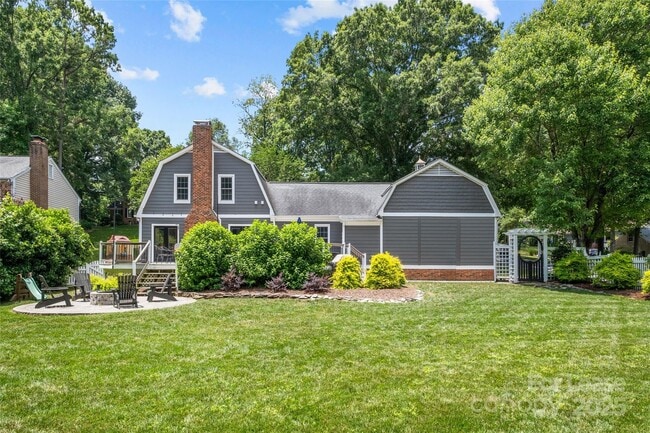 Building Photo - 2544 Ainsdale Rd