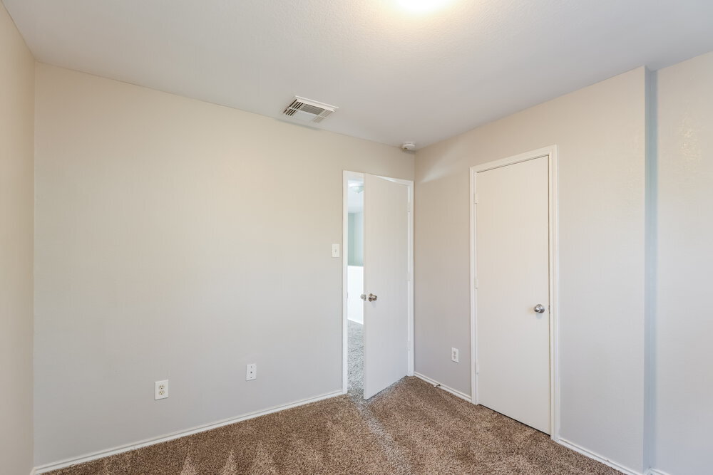 Building Photo - 29626 Evergreen Hills Dr